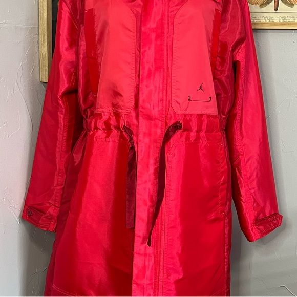 Nike Jordan 23 Women’s Engineered Lightweight Jacket - Picture 4 of 10